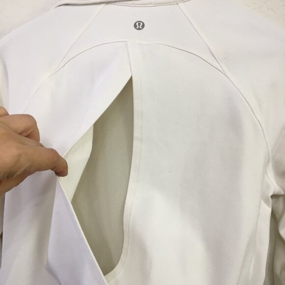 Lululemon Sunshine Salutation Jacket  Womens 6 White Stretch Zip Up Front Pocket - Picture 9 of 16
